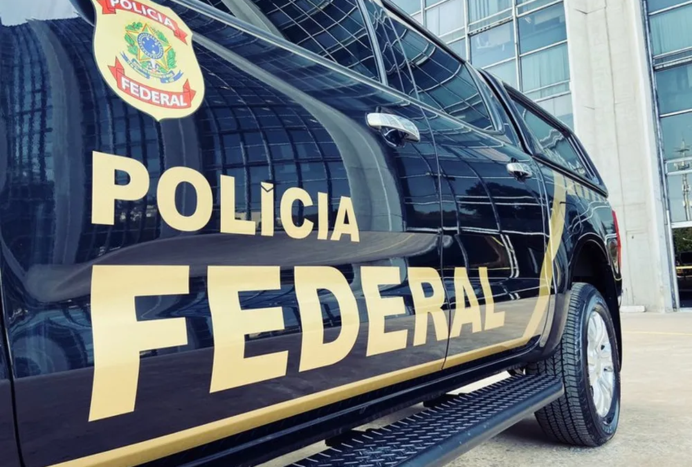 Suspeito de se passar por delegado da Polícia Federal e juiz para aplicar golpes é preso em João Pessoa